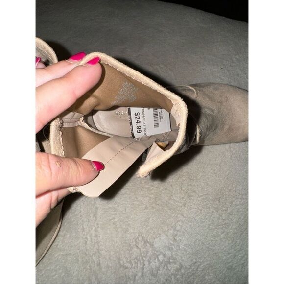 NWT Marc Fisher Balli booties size 6 - Picture 5 of 6